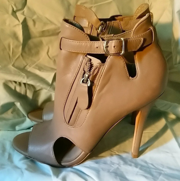 Beautiful Peep Toe Heels NWOB 😍 - Picture 6 of 12